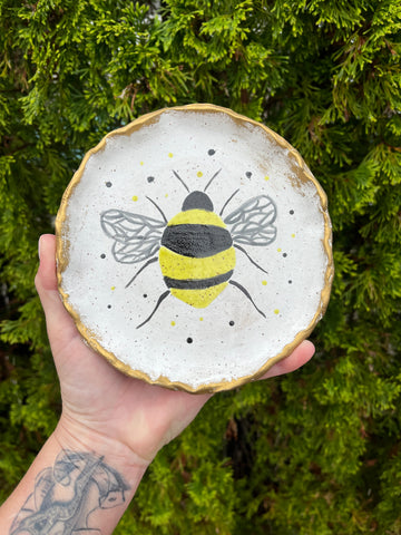 Stoneware Bee plate